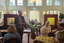 TERUGBLIK VRIJWILLIGERSUITJE